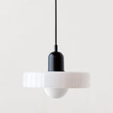 Bauhaus pendellampe i farget glass